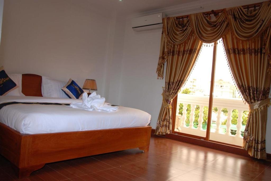 Emerald Bb Battambang Hotel Exterior foto
